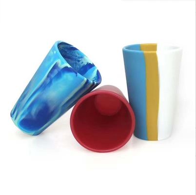 12oz Tazas de logotipo personalizadas de material de silicona aislada Taza de viaje con mango
