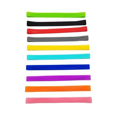 Bandas de toallas de playa de caucho de estiramiento de colores para tumbonas en sillas de crucero de piscina de playa