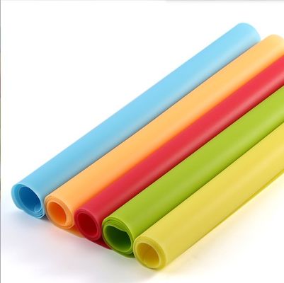 Cuadrado de colores antiderrapante de silicona de bebida de coaster de copa Pad Mat estilo de diseño Ninguno