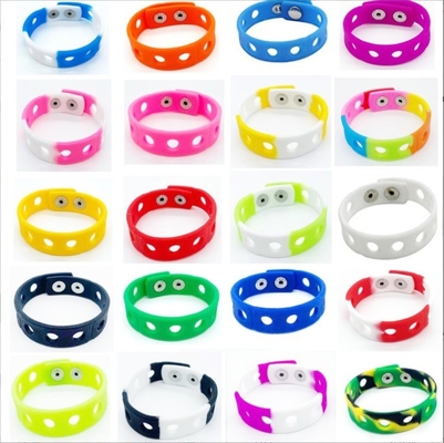 Brazalete de pulsera de caucho de silicona personalizado con agujeros personalizable y duradero