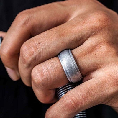 Anillo de bodas de silicona para hombres Step Edge Diseño elegante 4 paquetes