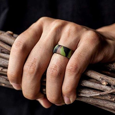 Moldeado Anillo de Boda de Silicona para Hombres 8,7 mm de ancho Banda de Boda de caucho 2,5 mm de espesor