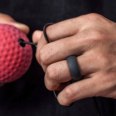 Diseño personalizado Anillo de dedo de goma de silicona ecológico Anillo de boda flexible y duradero