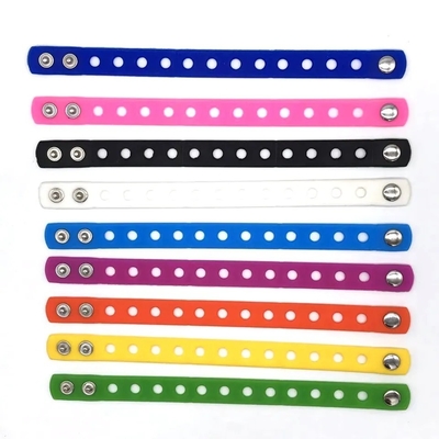 Pulsera de silicona para la educación Bebé joyería colgante Estilo de moda Muñeca juguete goma blanda Regalo para niños