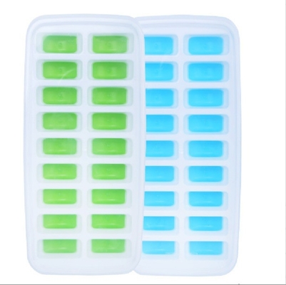 18 Cavidad Eco-amigable de silicona de cubo de hielo de bandeja de molde con tapa extraíble de material duradero