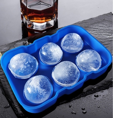 Los fabricantes de helados abastecen 6 cavidades de grado alimenticio Silicona de cubo de hielo Molde de bandeja de bola con tapa