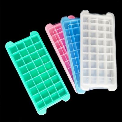 Grado alimenticio 24 36 Cubo de hielo cuadrado Molde de silicona con cubierta de plástico tipo PP y PP