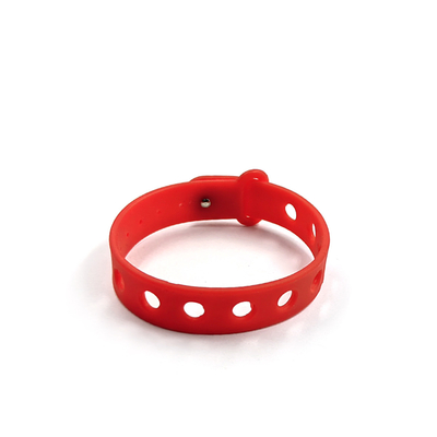 Piezas de diseño de silicona charm brazalete cadena de lujo zapatos de diseño de colección para final
