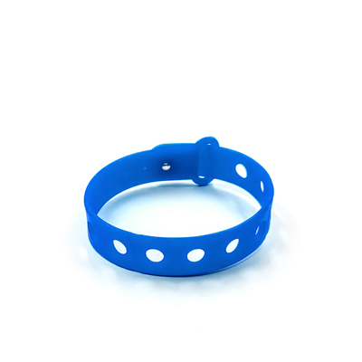 Piezas de diseño de silicona charm brazalete cadena de lujo zapatos de diseño de colección para final
