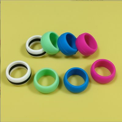 Anillo de bodas de silicona de 18 mm adecuado para hombres y mujeres colorido de diseño material de calidad alimentaria