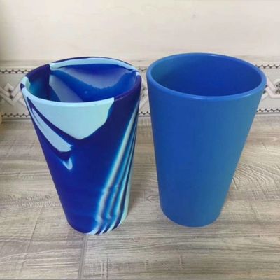 Calidad alimenticia Silicona 480ml Colgante de silicona para agua potable y café