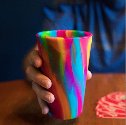 Diseño personalizado BPA-libre de la copa de silicona inquebrantable sostenible para beber vino y cerveza