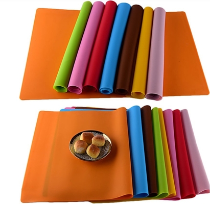 Tejilla de cocina de silicona plegable suave Tejilla de horneado de forma rectangular para decoración de mesa