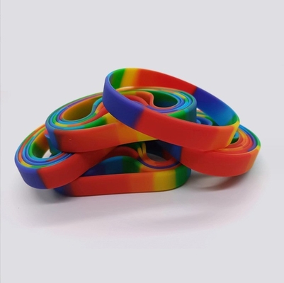 Pulsera de silicona para niños Tamaño personalizado Brazalete de goma en moldeado con logotipo de impresión